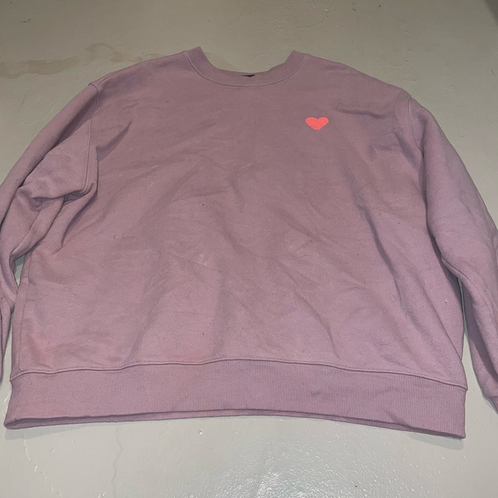 Pink crew neck sweatshirt